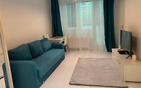 Apartament Cu Regim Hotelier Militari Residence Helen
